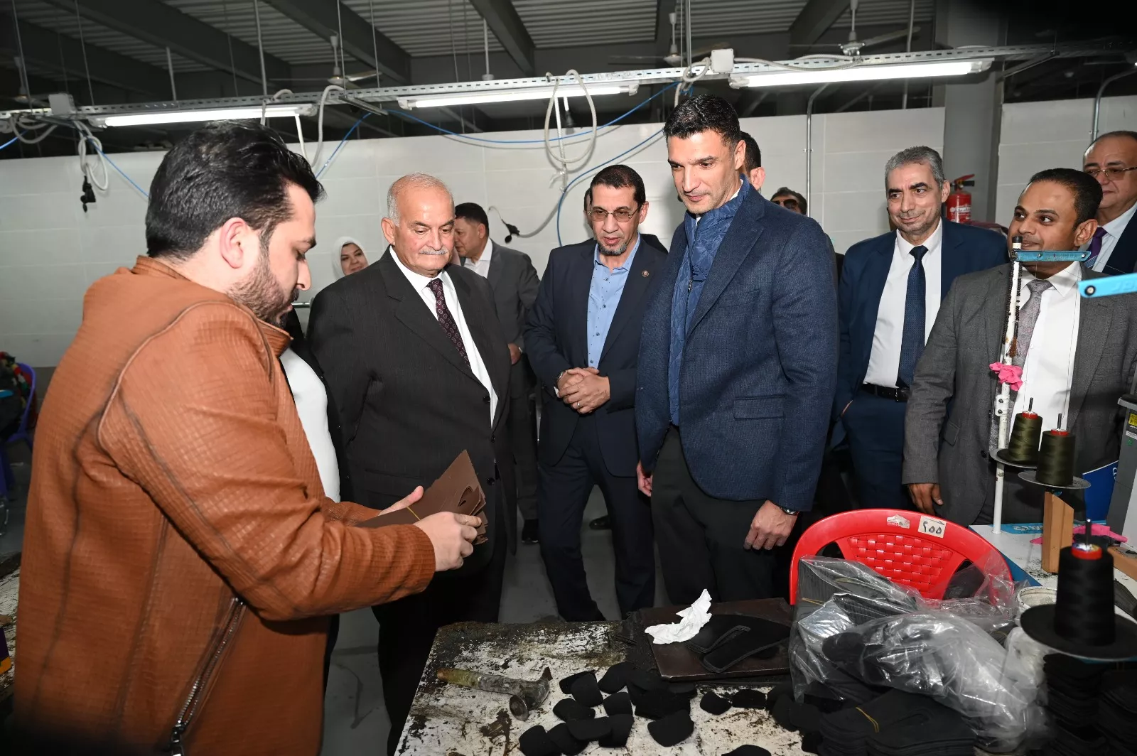 وزير الصناعة يزور مدينة الجلود بالروبيكي