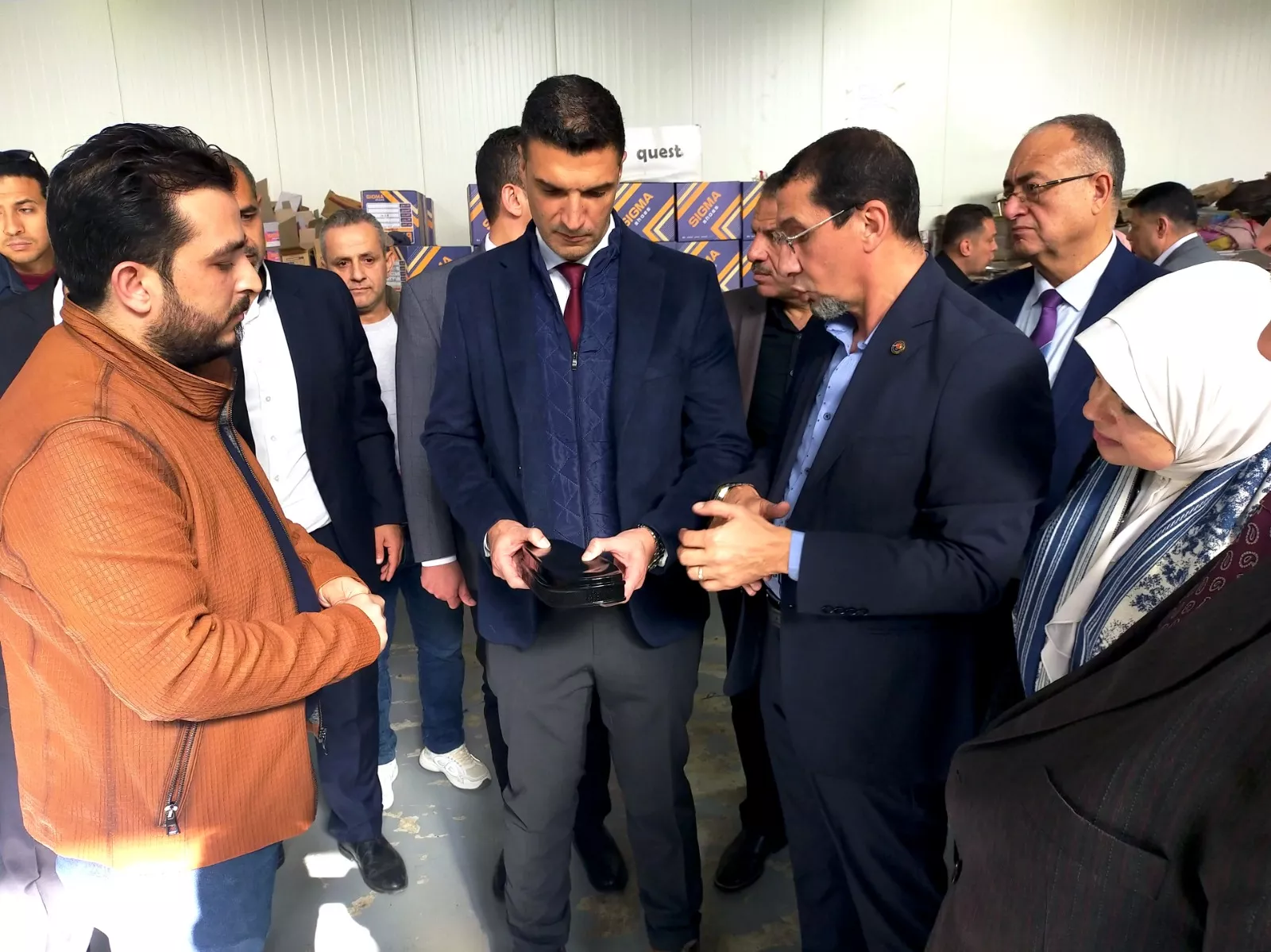 وزير الصناعة يزور مدينة الجلود بالروبيكي