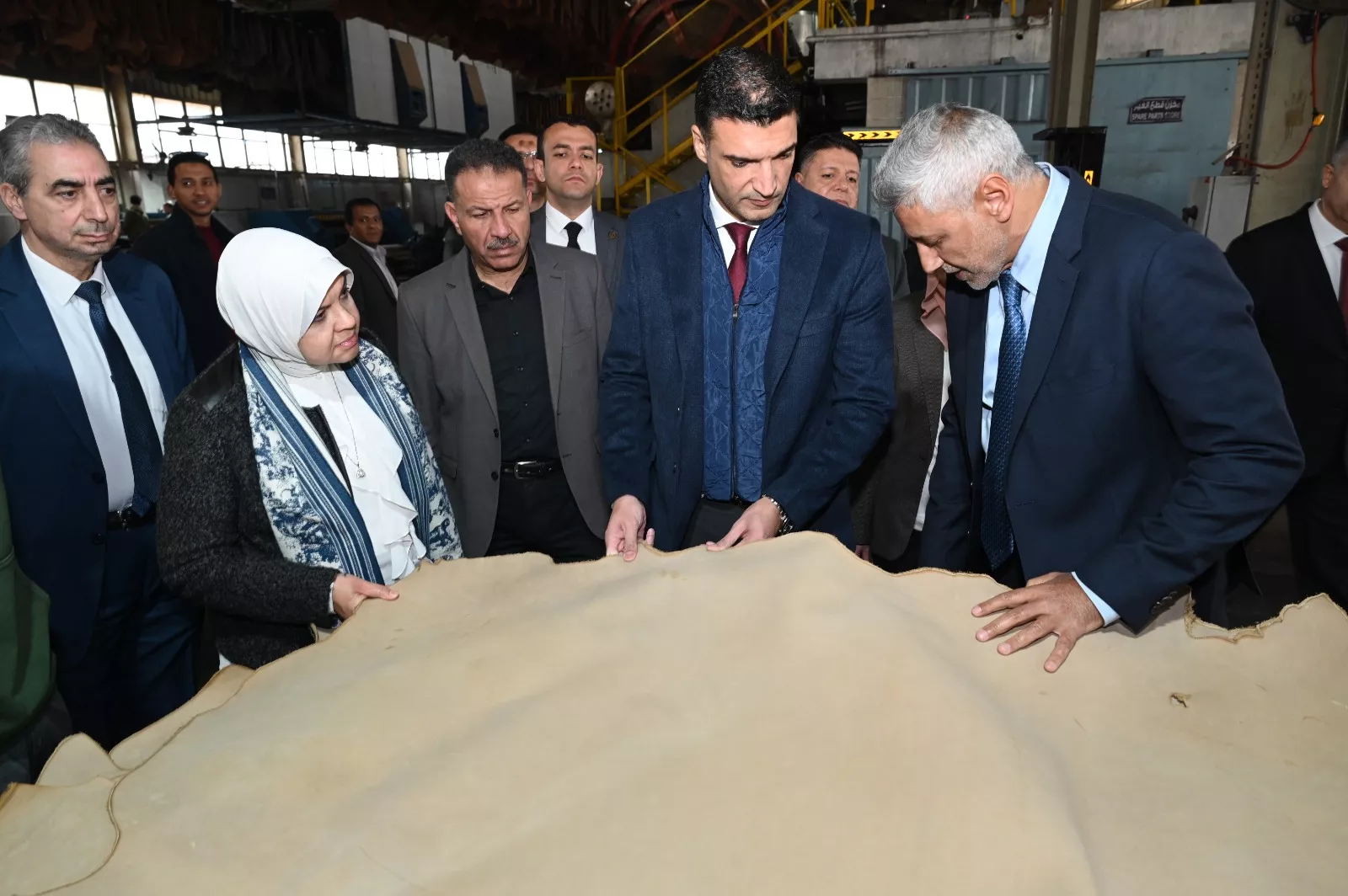وزير الصناعة يزور مدينة الجلود بالروبيكي