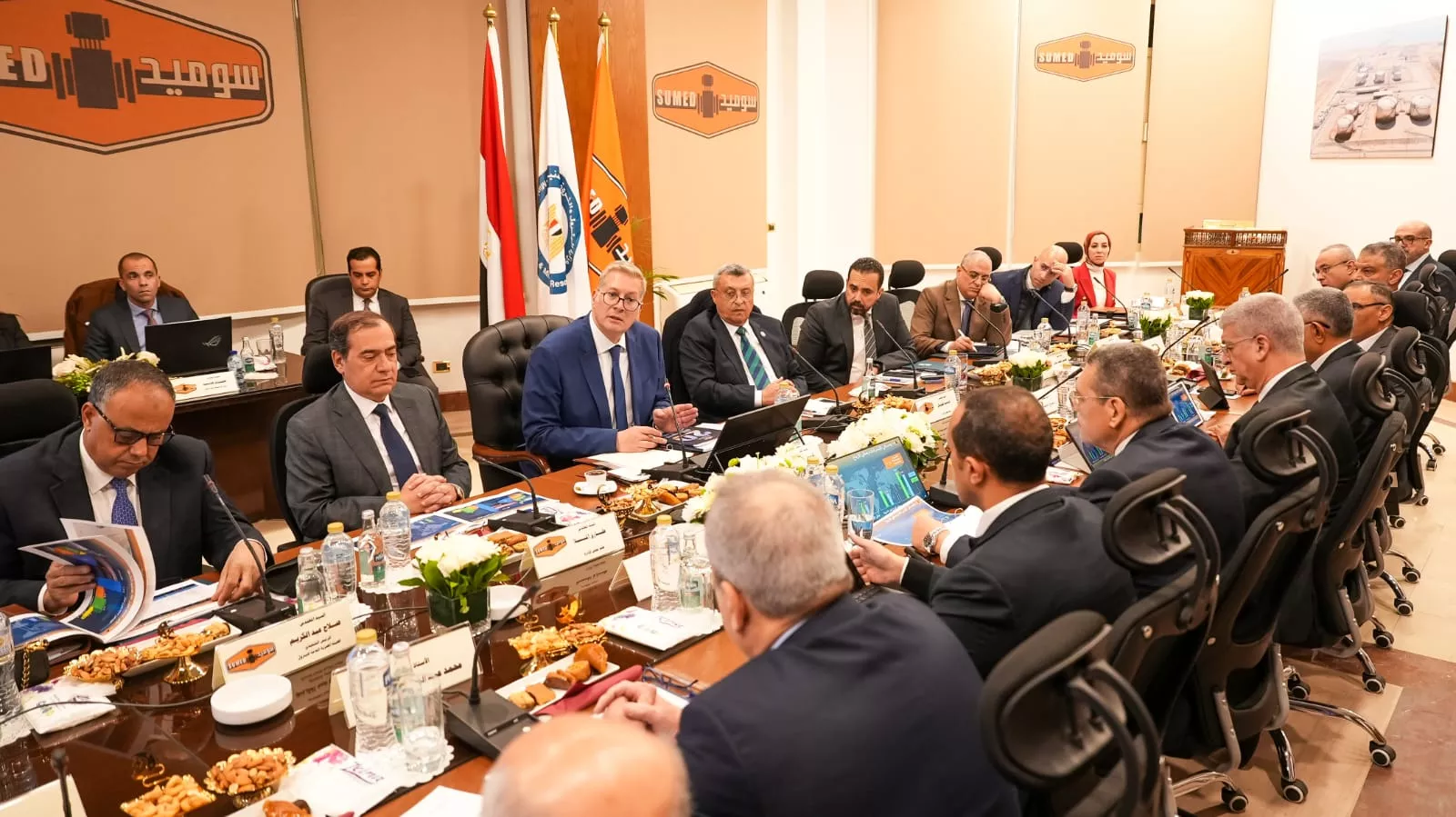 وزير البترول يشهد أعمال الجمعية العامة لشركة سوميد