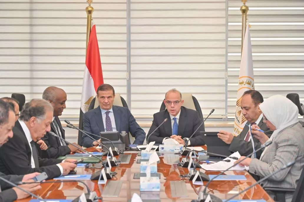 وزيرا الاستثمار والزراعة يعقدان اجتماعًا لبحث اليات تعزيز التواجد الاستثماري في أفريقيا