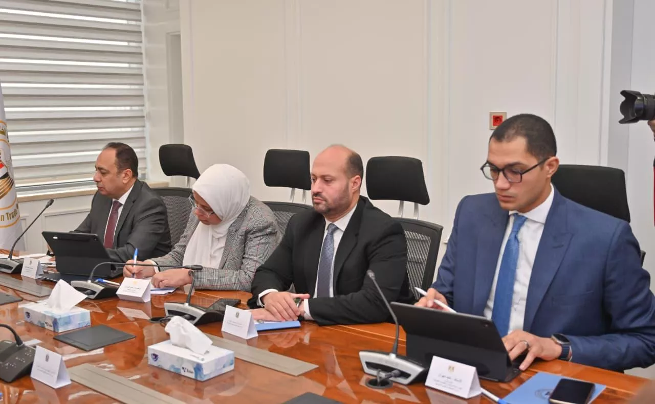 وزيرا الاستثمار والزراعة يعقدان اجتماعًا لبحث اليات تعزيز التواجد الاستثماري في أفريقيا