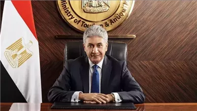 مد العمل بقرار إيقاف قبول طلبات إنشاء شركات سياحية جديدة