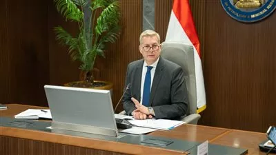 «القابضة للبتروكيماويات» تخطط لتنفيذ 10 مشروعات باستثمارات 11 مليار دولار