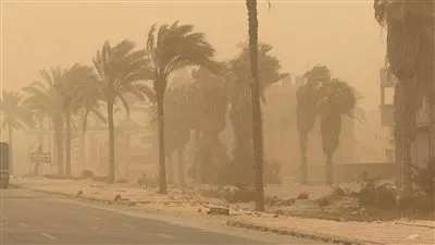 وزيرة «التنمية المحلية» تتابع التغيرات الطارئة في حالة الطقس وسوء الأحوال الجوية