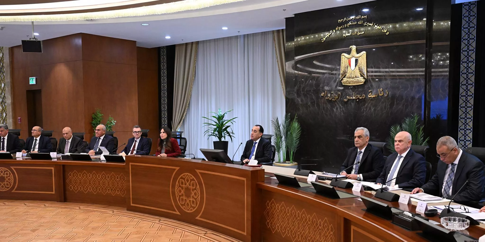 مدبولي يستعرض الموقف التنفيذي والمالي للمرحلة الأولى من حياة كريمة