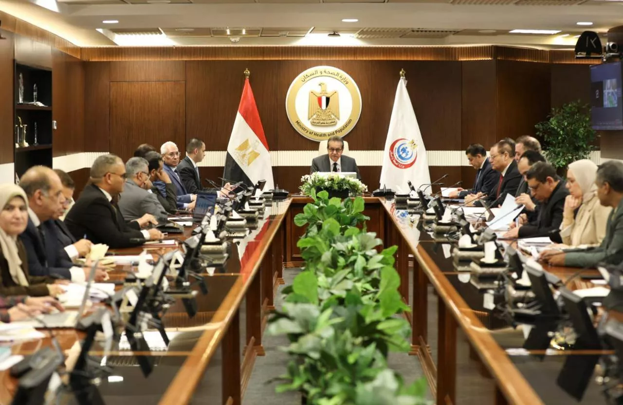 وزير الصحة يتابع إدراج المنيا في التأمين الصحي الشامل
