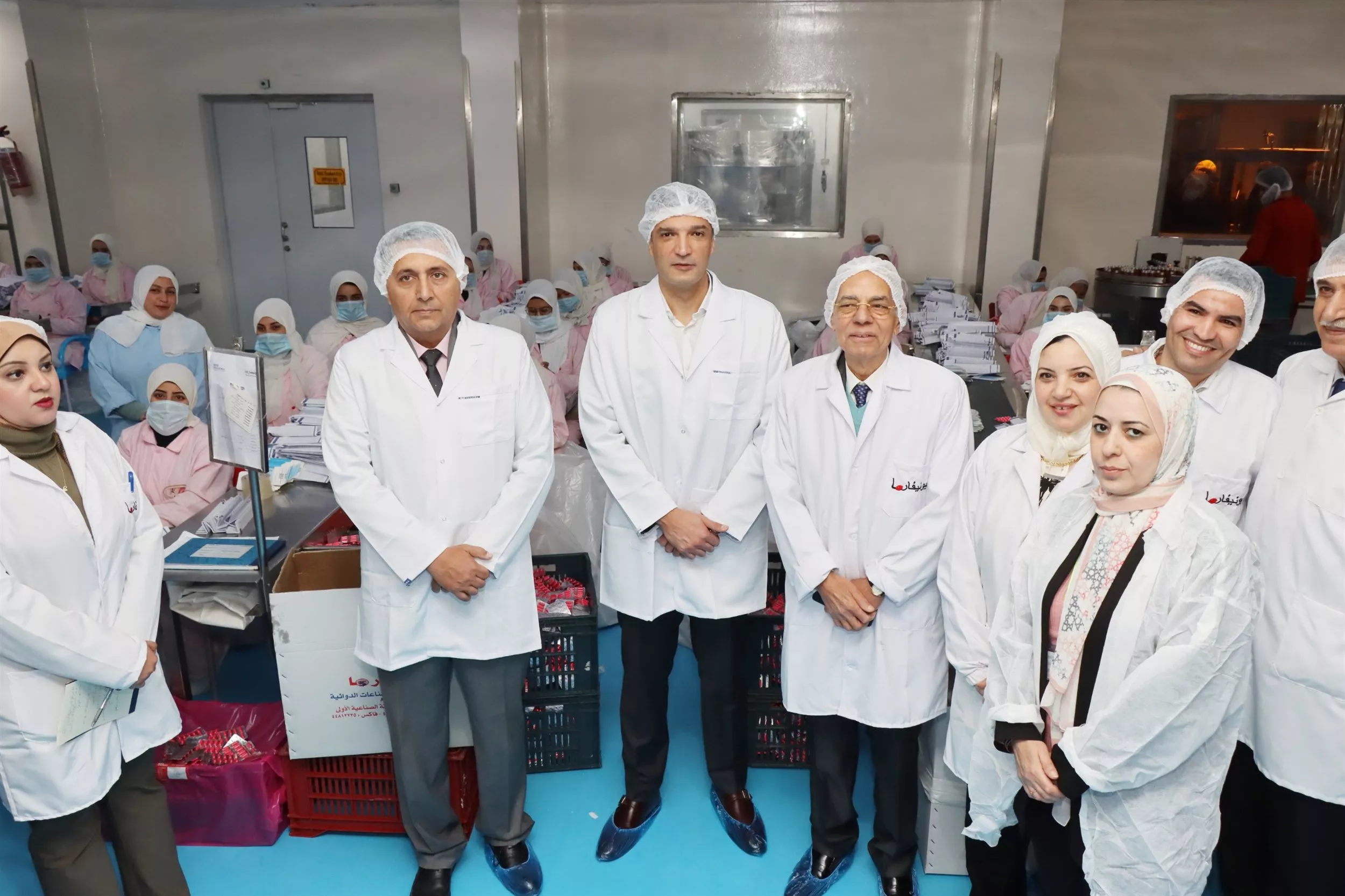 وزير الصناعة ومحافظ القليوبية يتفقدان مصنع الشركة العالمية للصناعات الدوائية يونيفارما