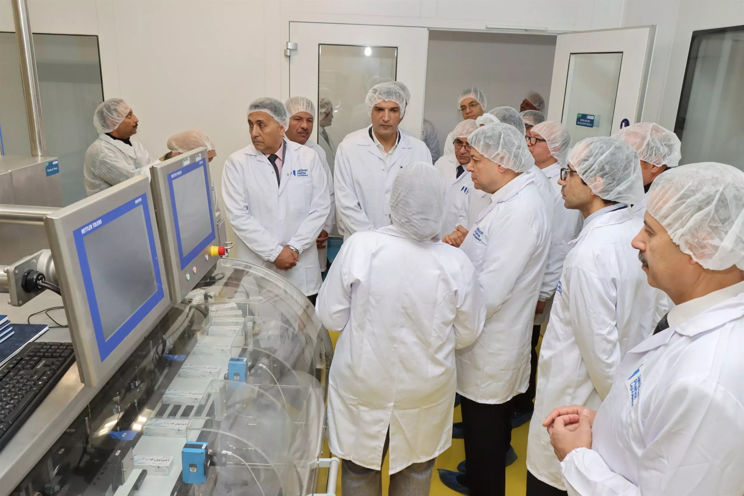 وزير الصناعة ومحافظ القليوبية يتفقدان مصنع شركة جمجوم فارما