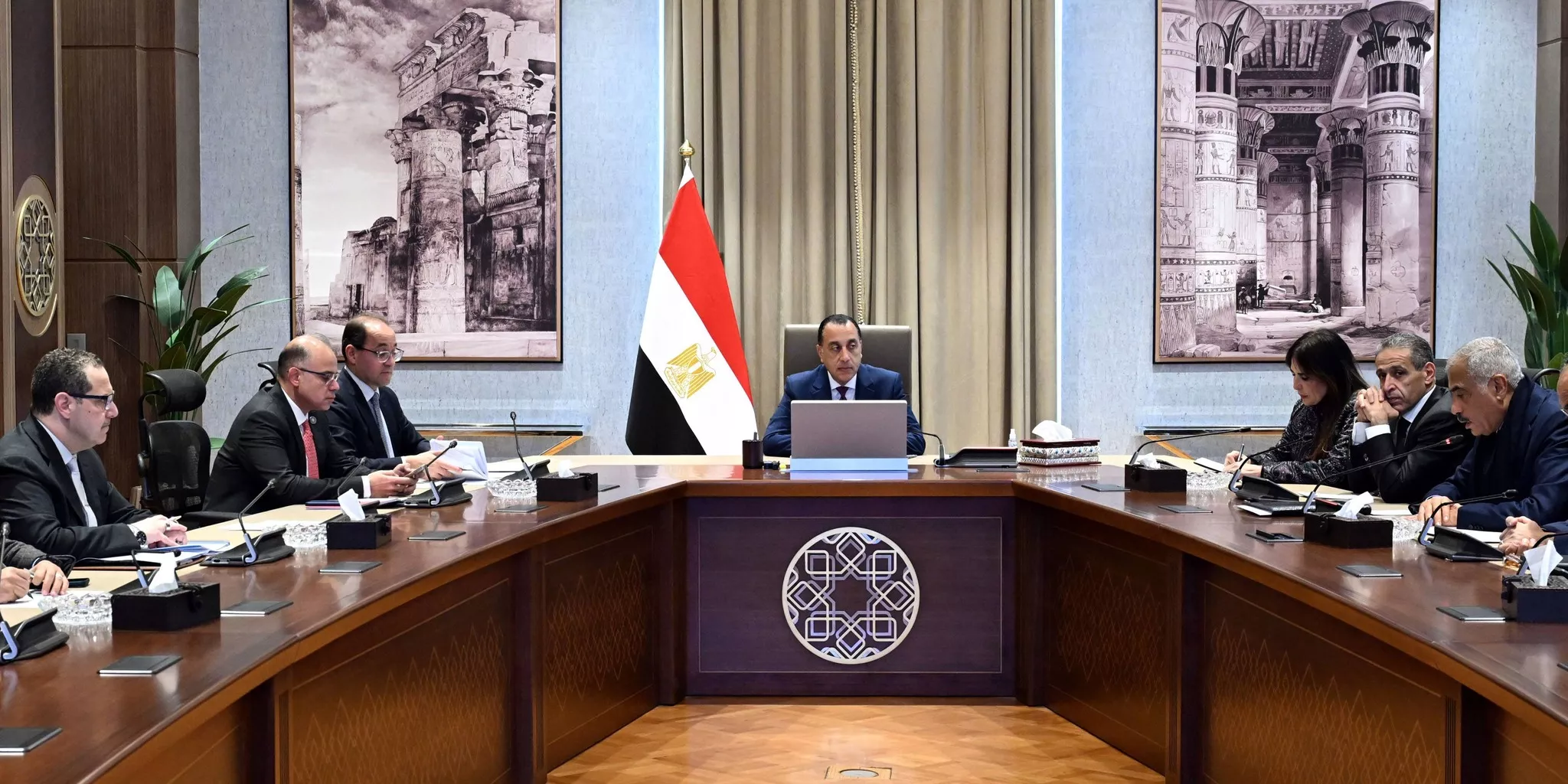 مدبولي يستعرض خطط مجموعة طلعت مصطفى الاستثمارية