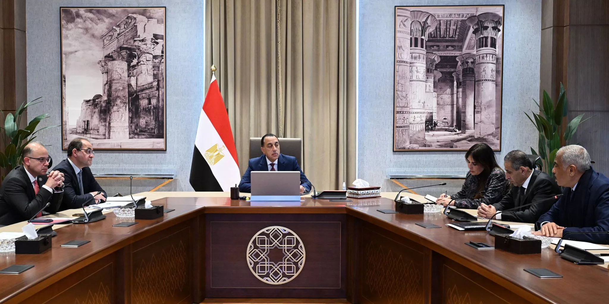 مدبولي يستعرض خطط مجموعة طلعت مصطفى الاستثمارية