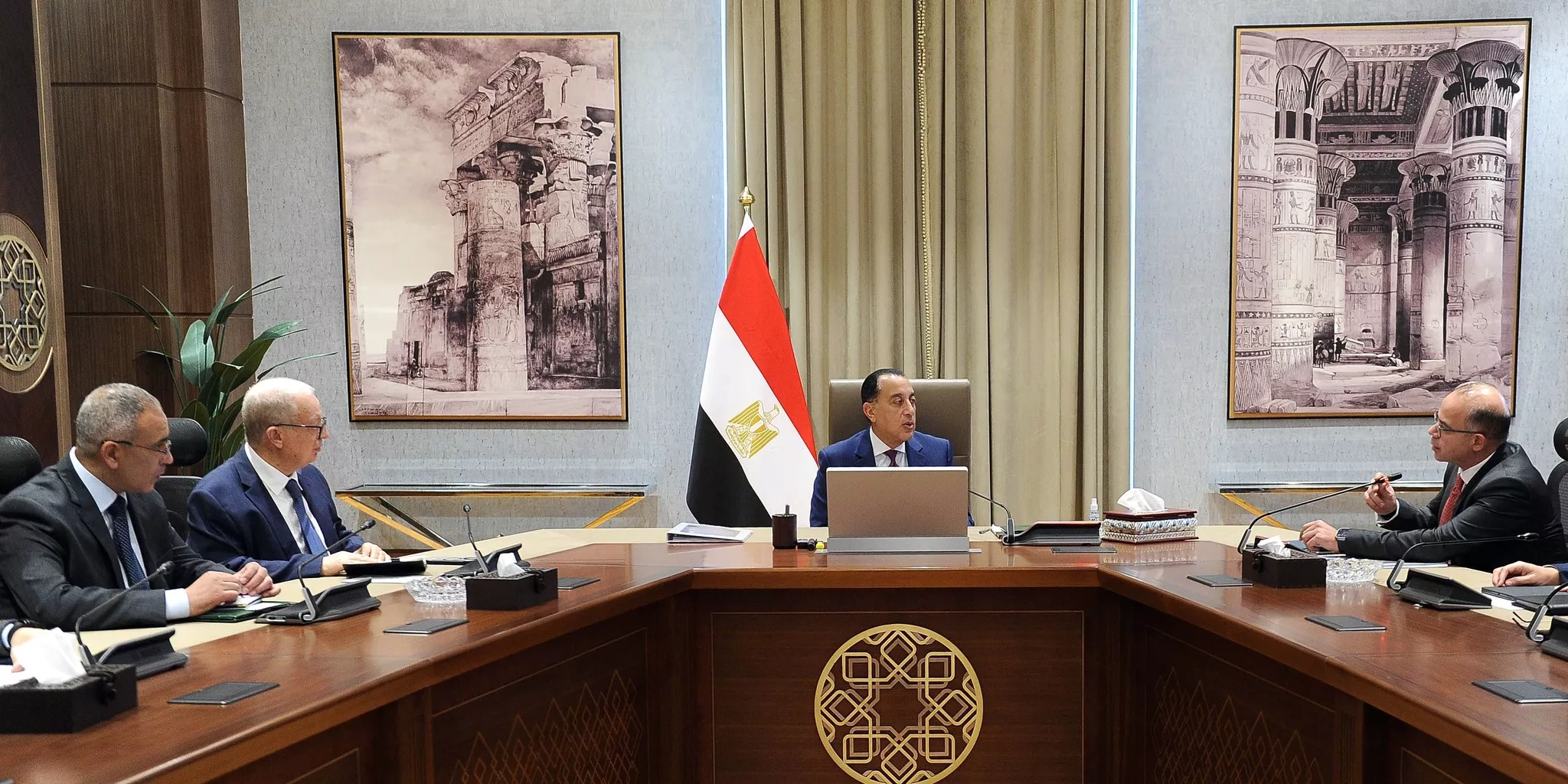 رئيس الوزراء يتابع جهود صندوق مصر السيادي