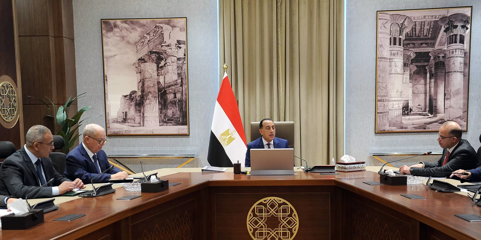 رئيس الوزراء يتابع جهود صندوق مصر السيادي