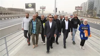  وزير النقل يتفقد جاهزية المرحلة الثانية من مشروع الأتوبيس الترددي