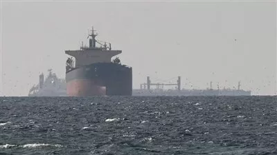 ترامب يطالب دول العالم بالمساعدة في تأمين مضيق هرمز
