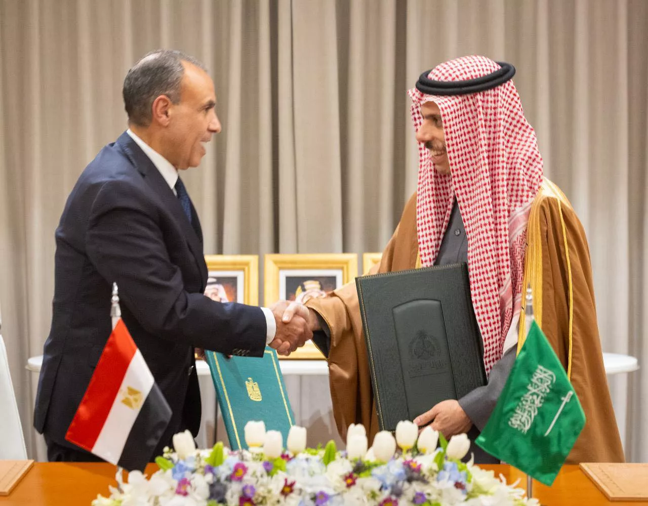 توقيع اتفاقية بين مصر والسعودية