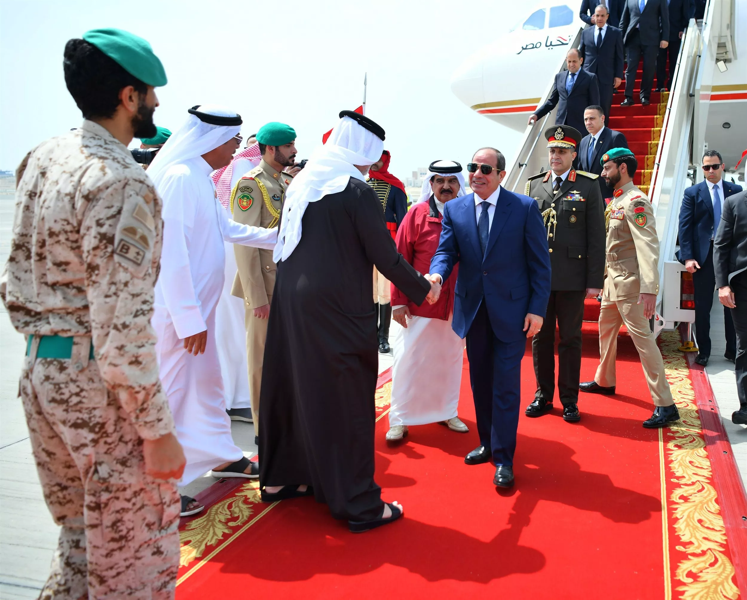 الرئيس السيسي يستقبل الملك حمد بن عيسى آل خليفة