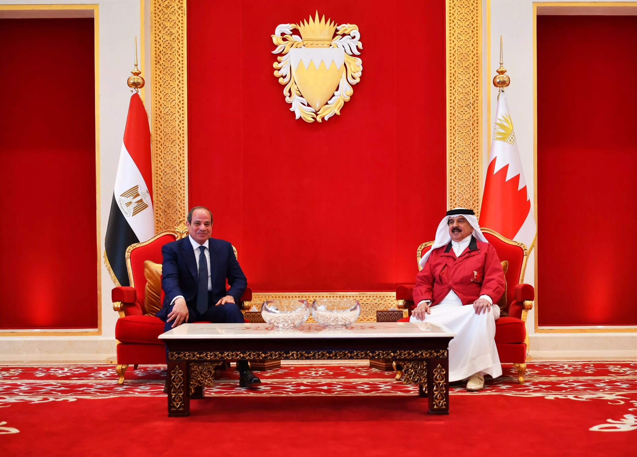 الرئيس السيسي يستقبل الملك حمد بن عيسى آل خليفة