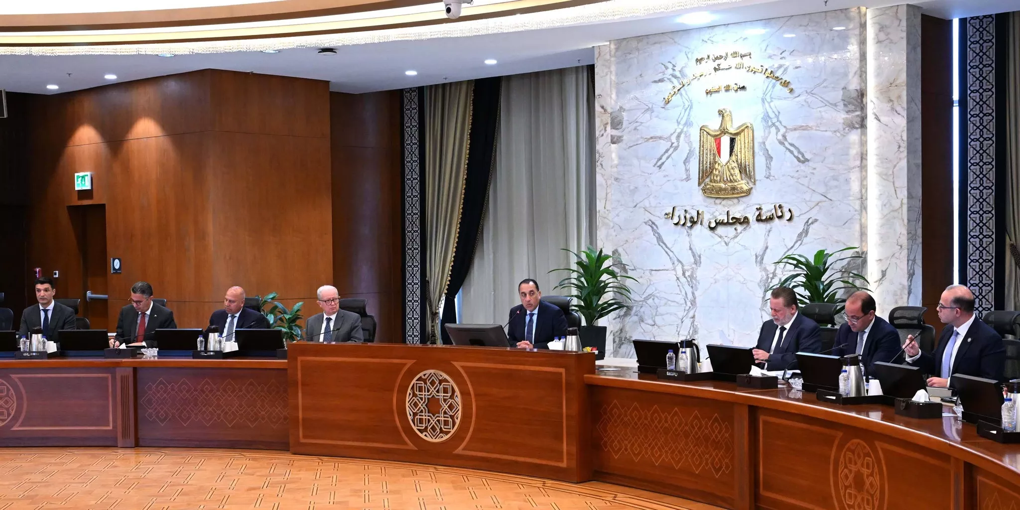 رئيس الوزراء يترأس اجتماع المجموعة الوزارية الاقتصادية