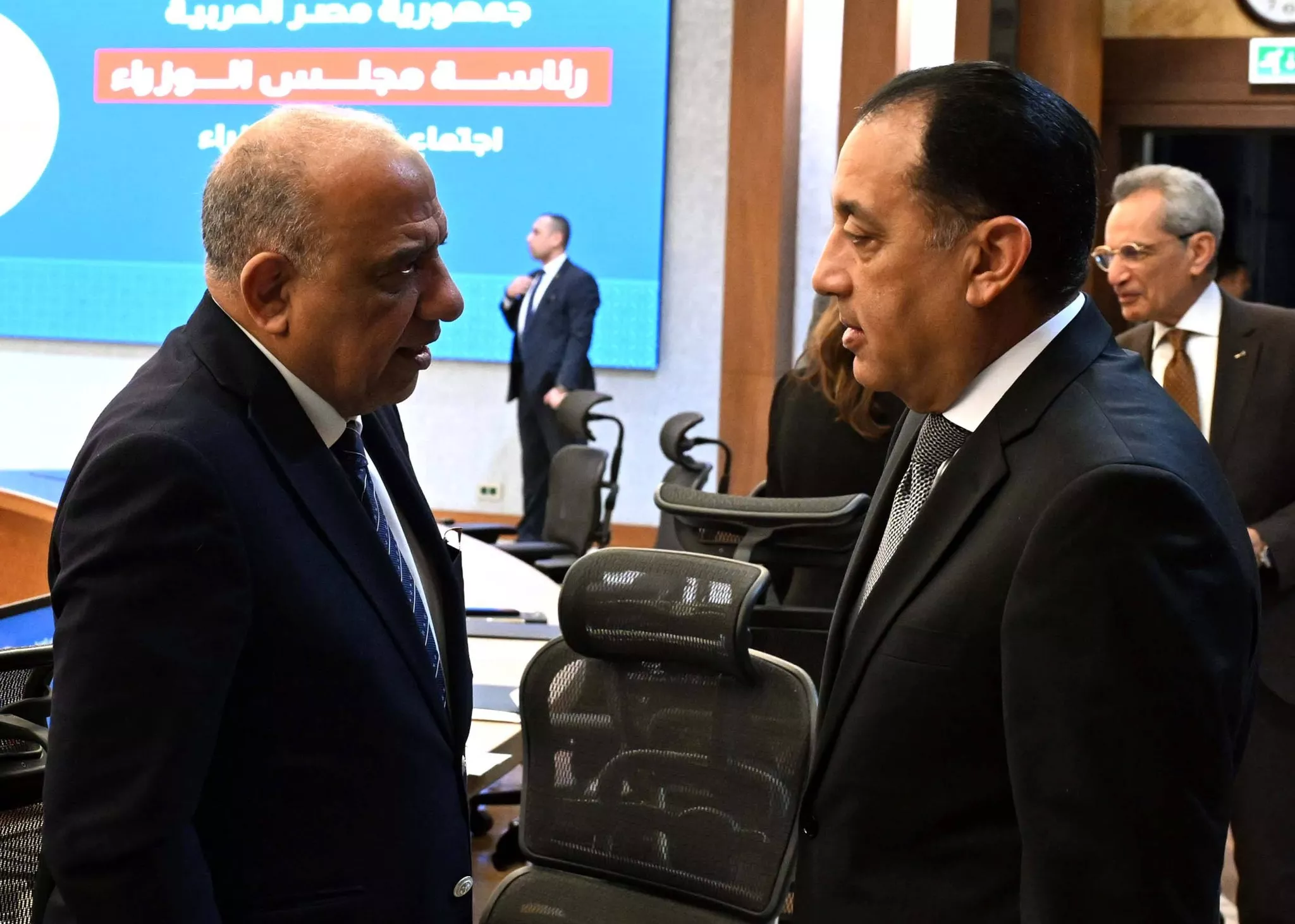 رئيس الوزراء يترأس الاجتماع الأسبوعي للحكومة