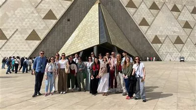 وزارة «السياحة» تنظم رحلة تعريفية لمنظم الرحلات الفرنسي Intermèdes بالقاهرة والجيزة