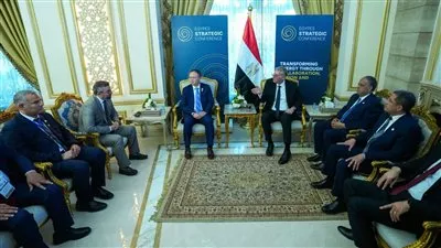 وزير «البترول» يبحث مع «يونايتد إنرجي» استخدام الطاقة الشمسية في العمليات التشغيلية