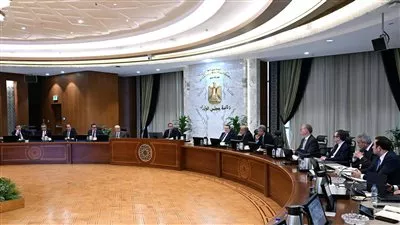 الحكومة تدرس تعليق العمل بقرارات إغلاق المحال والمطاعم خلال أسبوع أعياد الأقباط