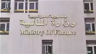 قرار وزاري بتعديل الدائرة الجمركية للرصيف الغربي لميناء شرق بورسعيد