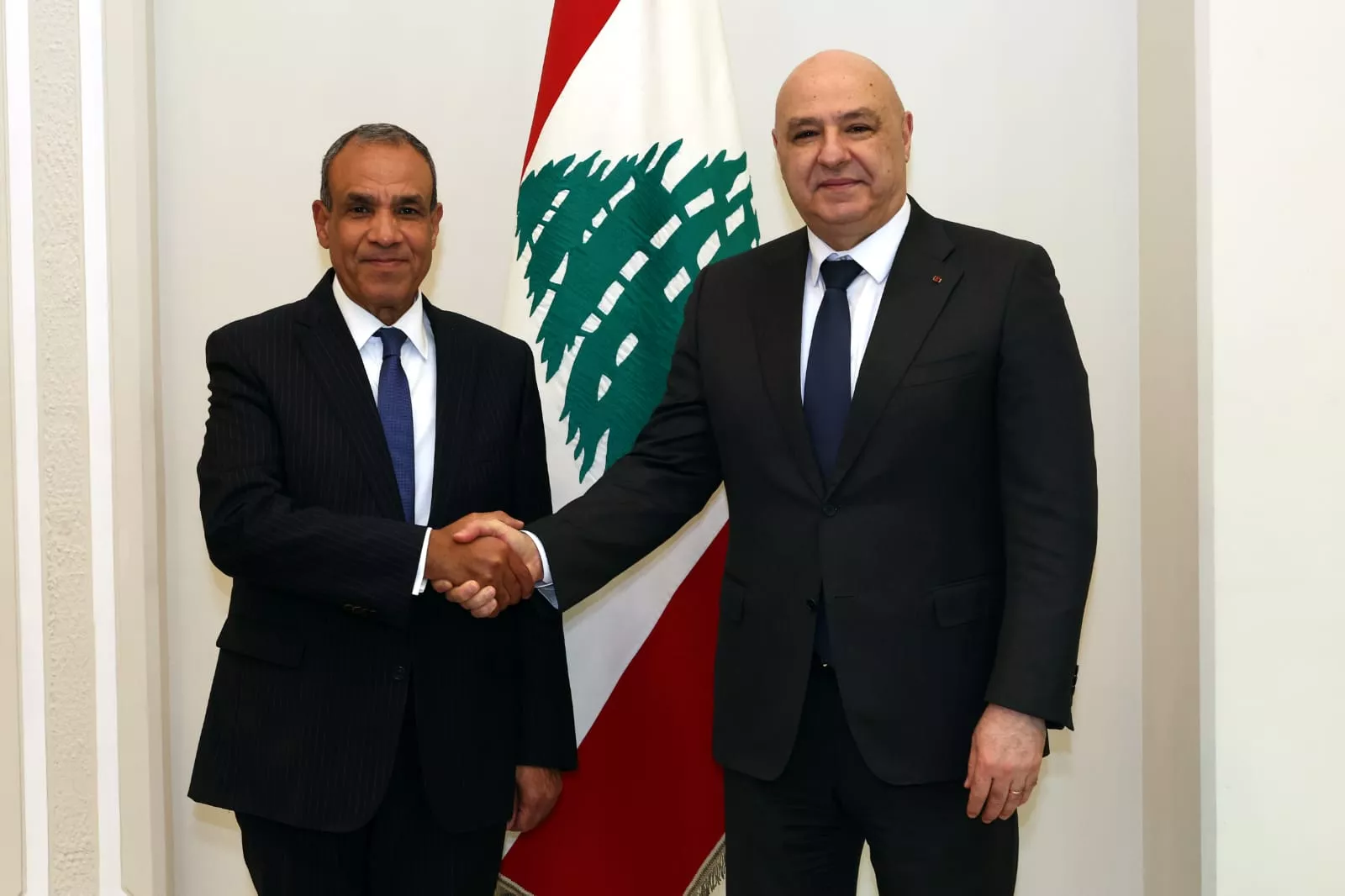 وزير الخارجية يلتقي رئيس الجمهورية اللبنانية في بيروت