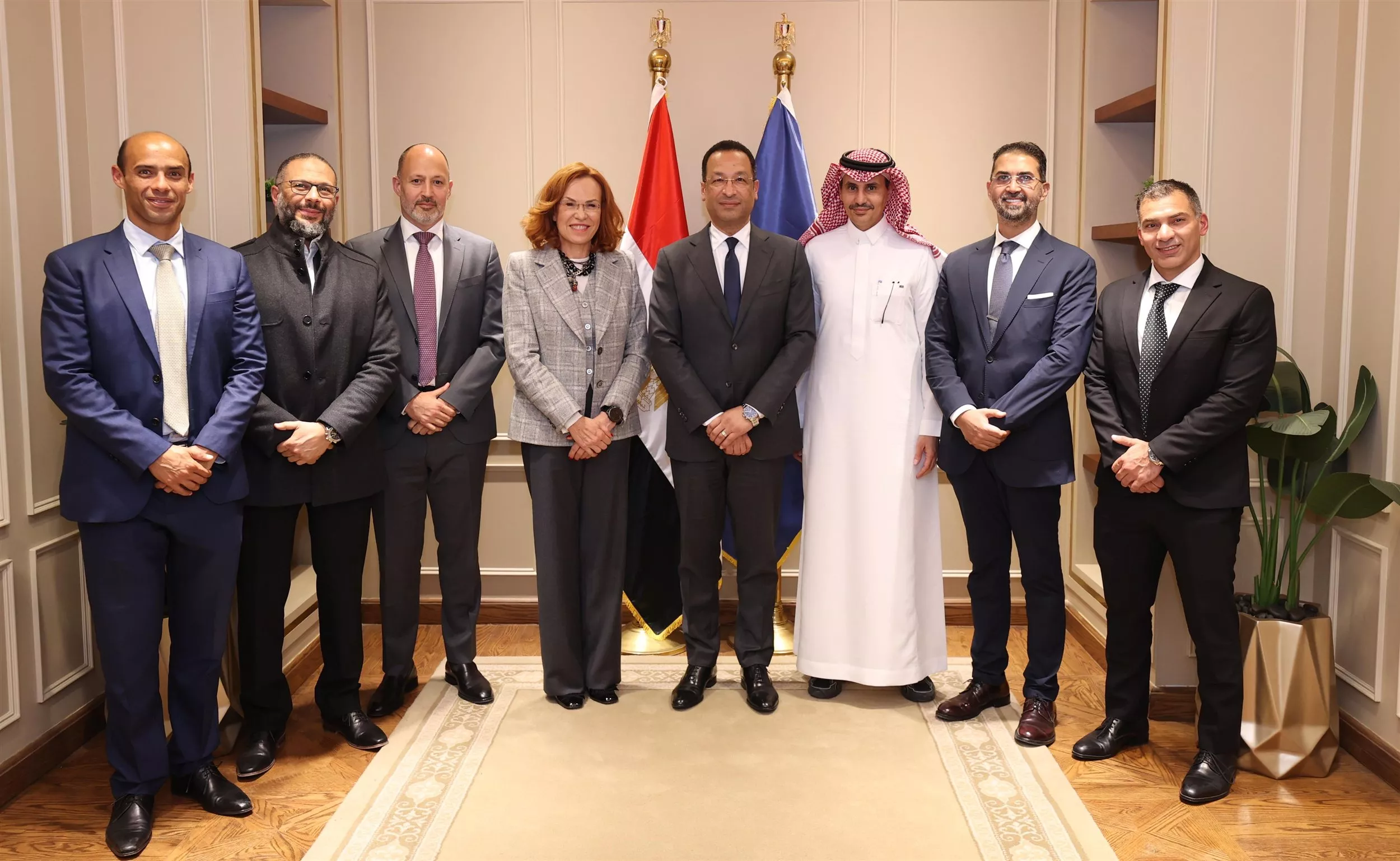 وزير الاتصالات يجتمع مع الرئيس الإقليمي لشركة SAP
