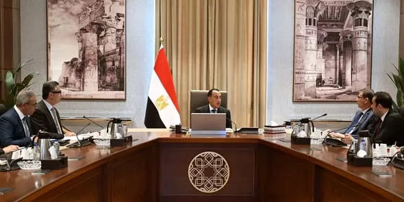 مدبولي يتابع موقف توافر مخزون مطمئن من السلع الاستراتيجية
