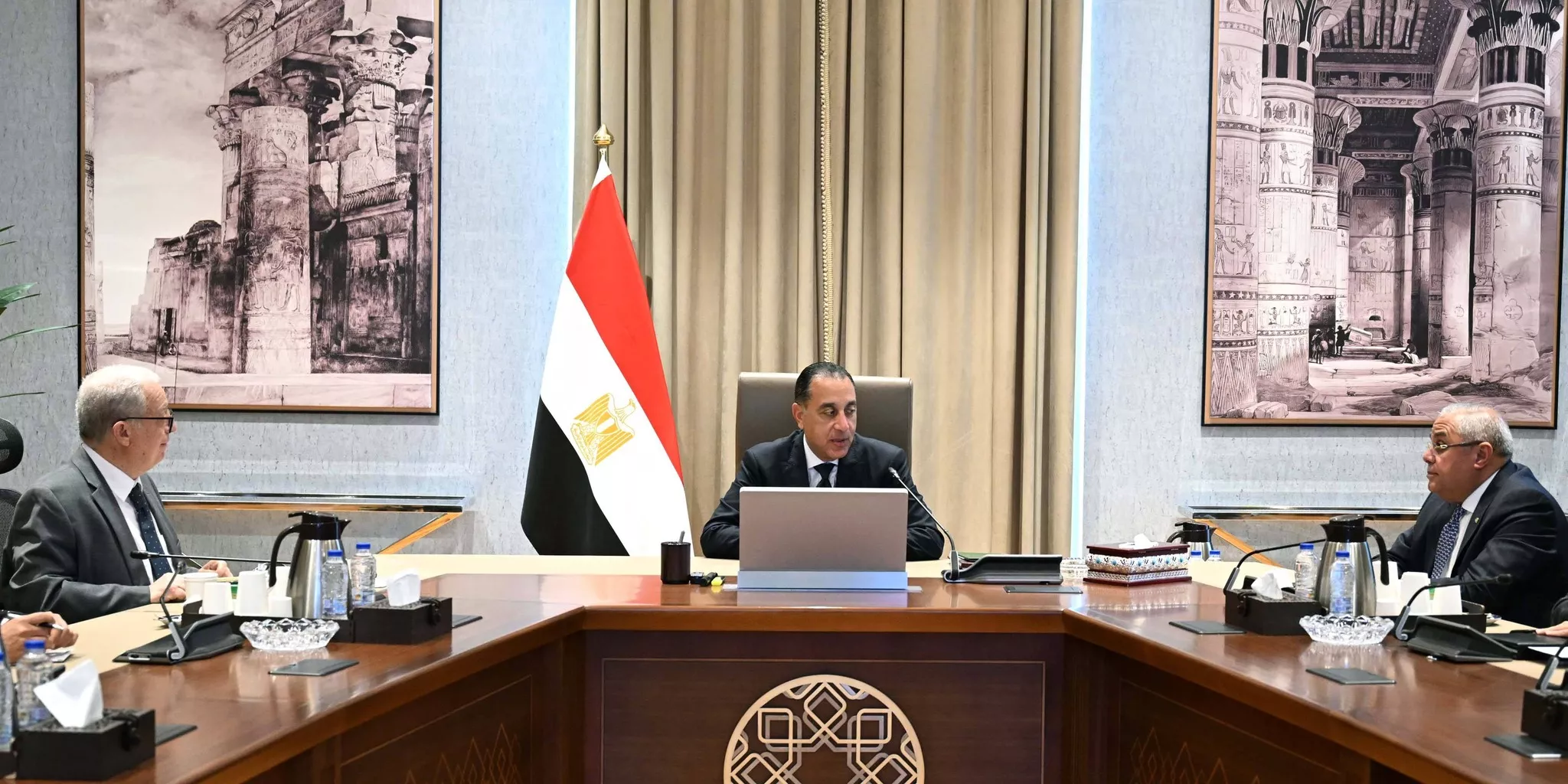 رئيس الوزراء يتابع موقف ملف الشركات المملوكة للدولة