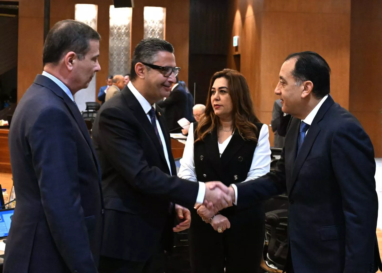 رئيس الوزراء يترأس الاجتماع الأسبوعي للحكومة
