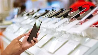 بدء تطبيق خدمة تقسيط رسوم أجهزة المحمول الواردة من الخارج