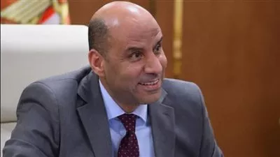 وزارة «العمل» تعلن توفير 1820 وظيفة جديدة في 12 محافظة