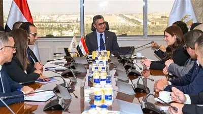 وزير «التموين» يبحث مع «مايكروسوفت» التعاون بمجالات الذكاء الاصطناعي وتحليل البيانات