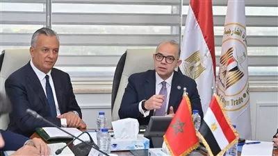 مصر والمغرب تبحثان سبل التعاون بين البورصات والصناديق السيادية ووكالات ضمان الصادرات