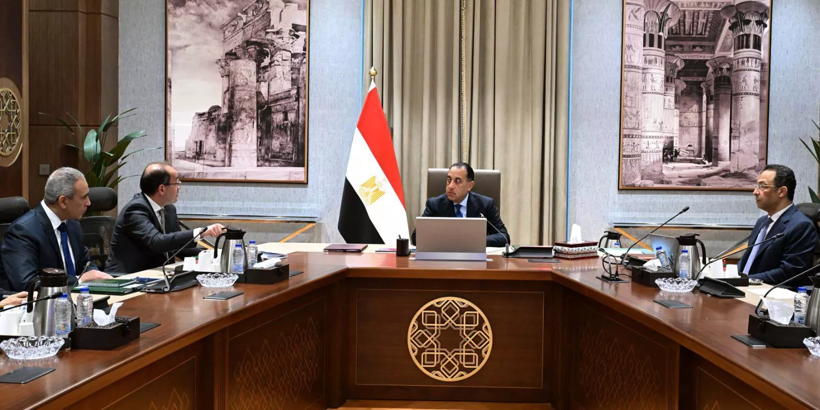 مدبولي يتابع مشروع تنمية وتطوير مدينة المعرفة