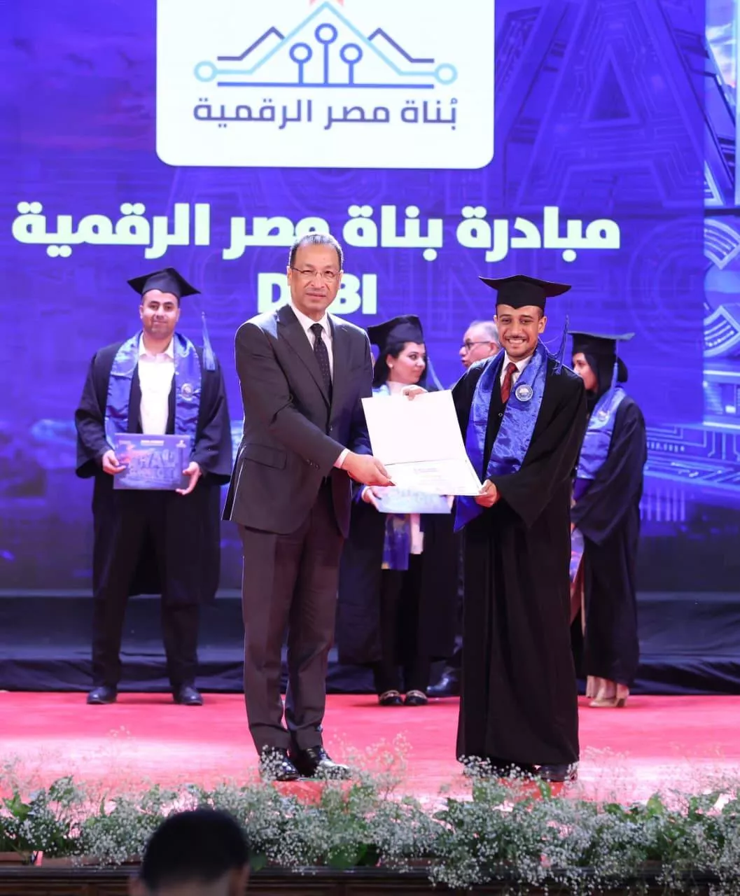 وزير الاتصالات يشهد فعاليات حفل تخريج دفعات جديدة من مبادرات أجيال مصر الرقمية لعام 2025