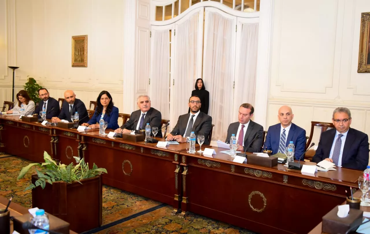 وزير الخارجية يستقبل وفدا من غرفة التجارة الأمريكية