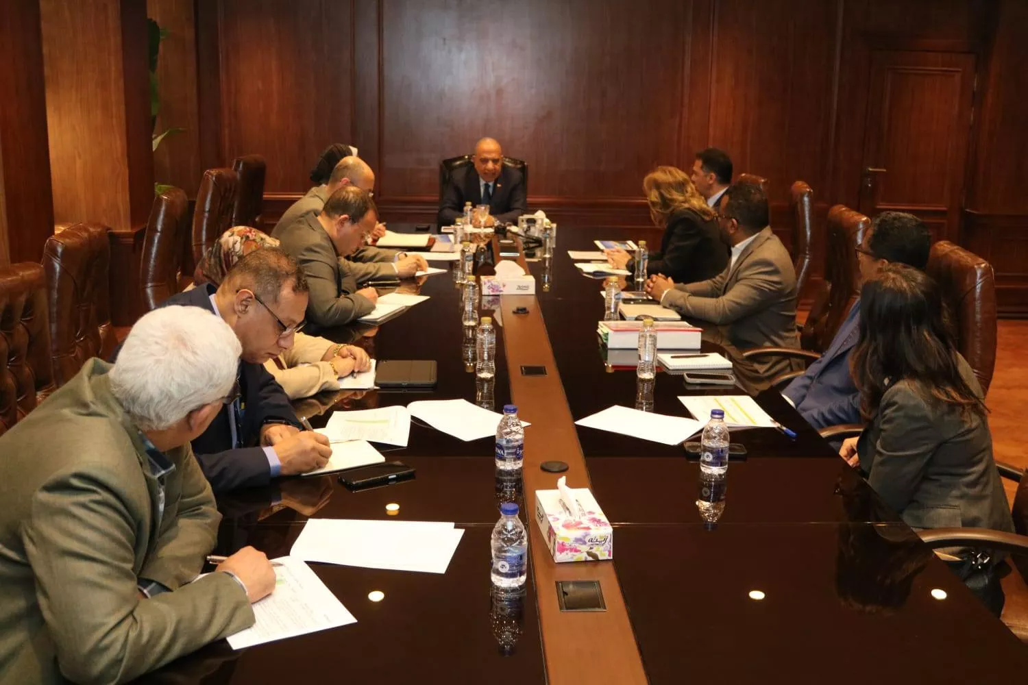 وزير الكهرباء يجتمع بوفد شركة سيمنس