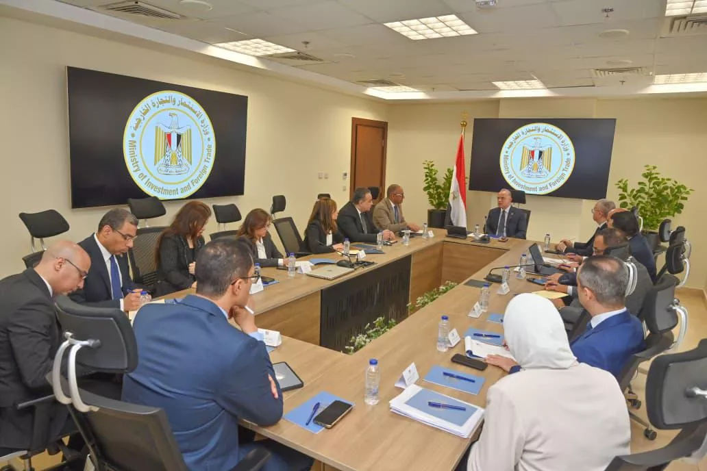 وزير الاستثمار يتابع مؤشرات الأداء وخطط العمل بالهيئات