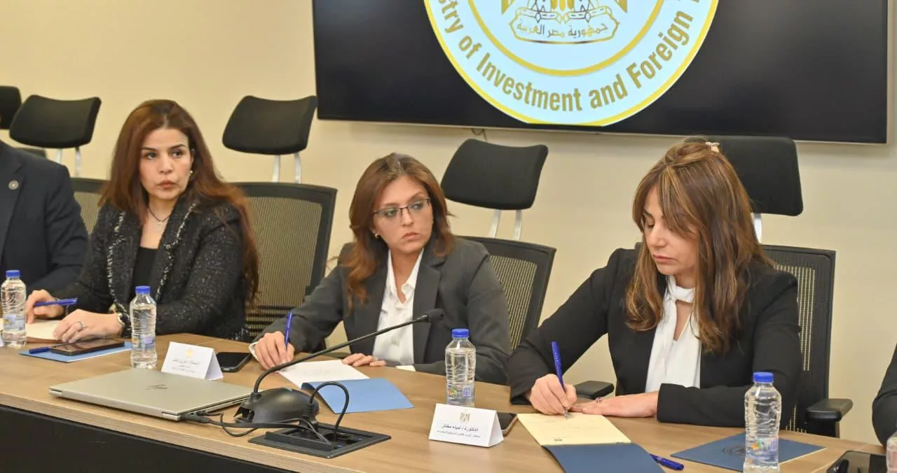 وزير الاستثمار يتابع مؤشرات الأداء وخطط العمل بالهيئات