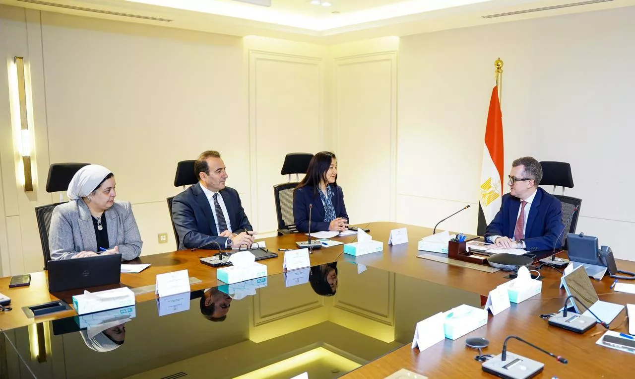 وزير التخطيط يجتمع مع الممثلة المقيمة للبرنامج الإنمائي للأمم المتحدة