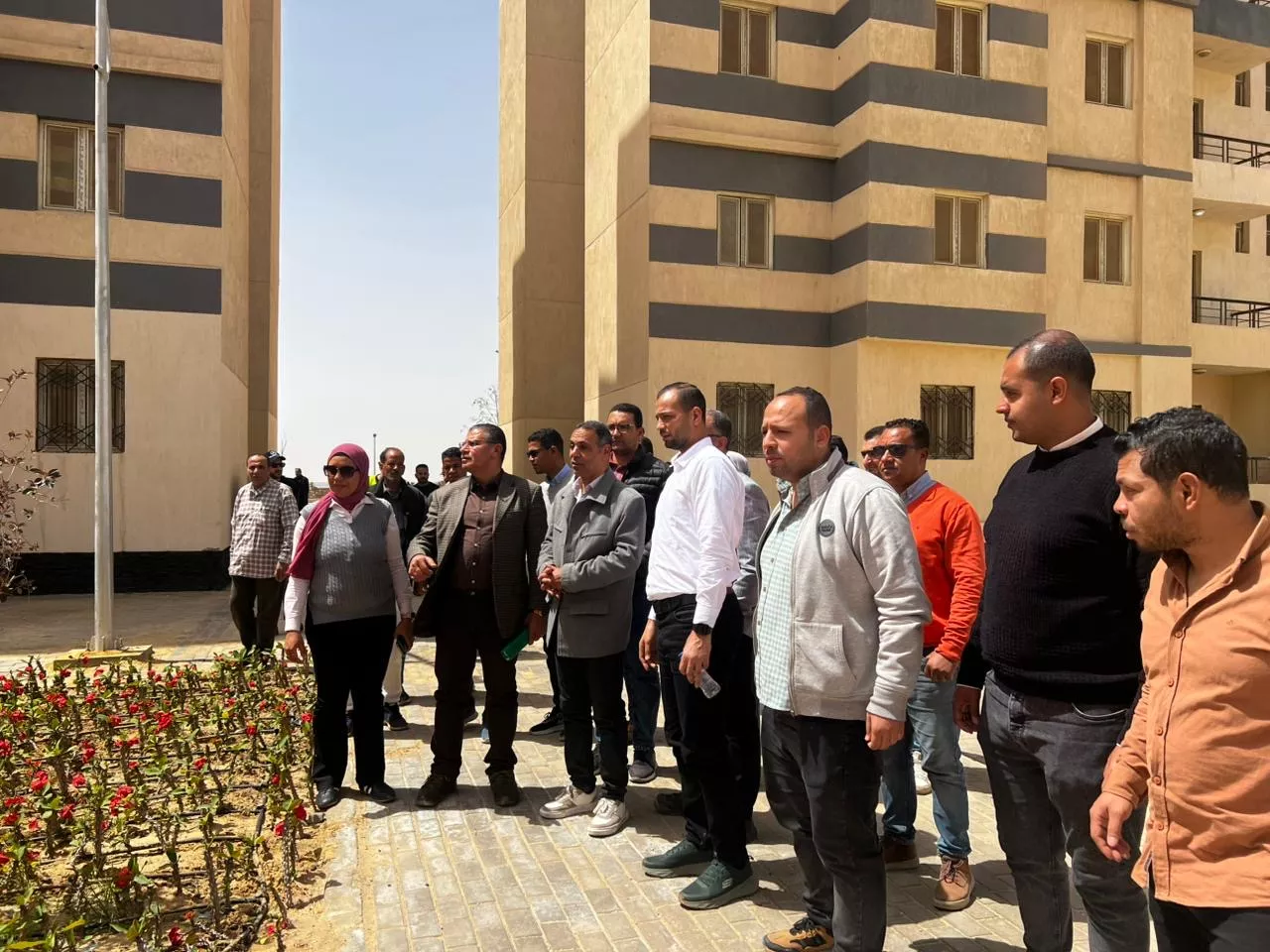 وزيرة الإسكان تتابع موقف تنفيذ وحدات سكن لكل المصريين