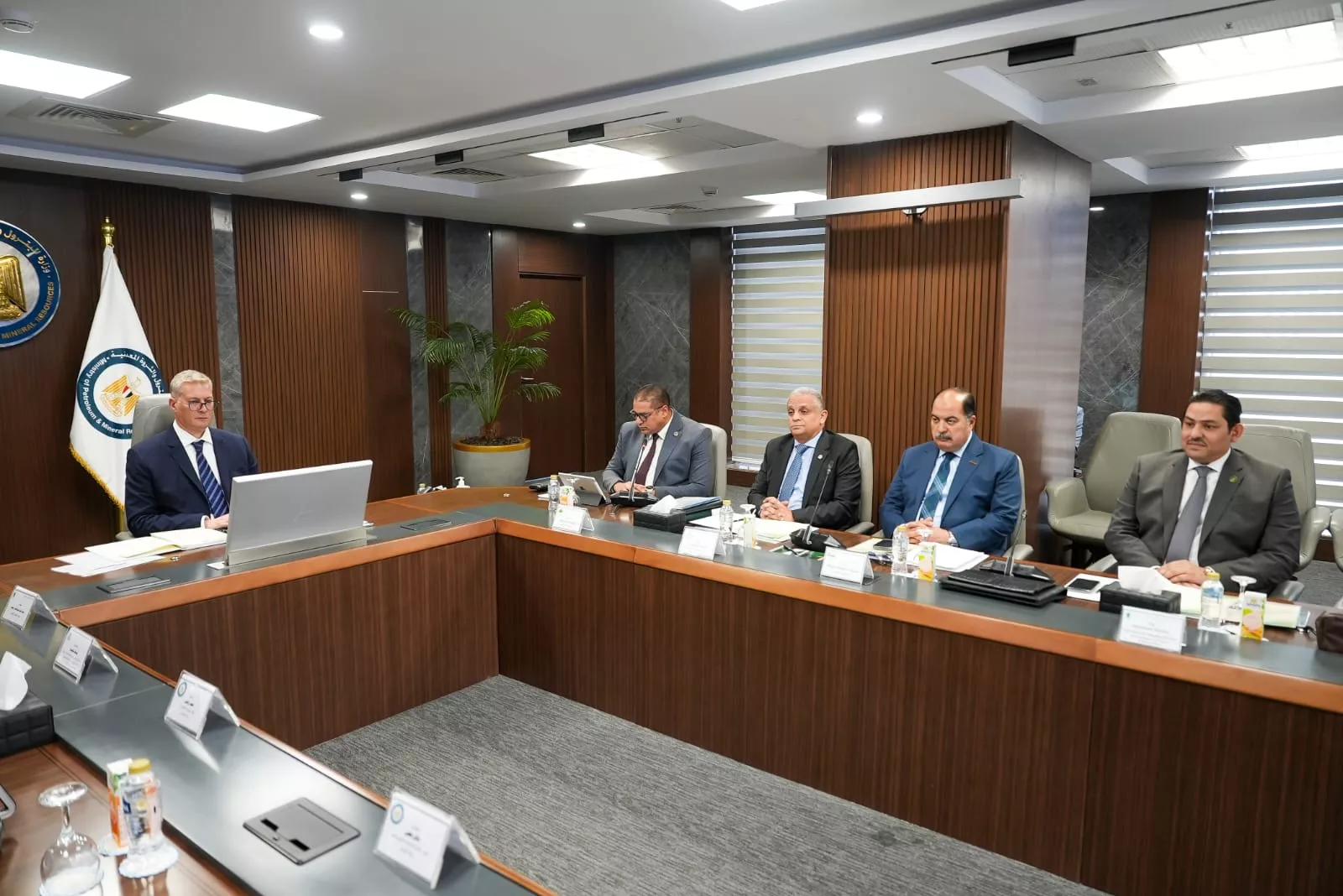 وزير البترول يشهد أعمال الجمعية العامة لشركة كارجاس