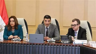 الحكومة تشكل فريق عمل لوضع الخطة التنفيذية لمشروع القرى المنتجة