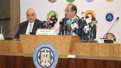 مصر تستهدف إيرادات عامة بقيمة 4 تريليونات جنيه خلال العام المالي المقبل