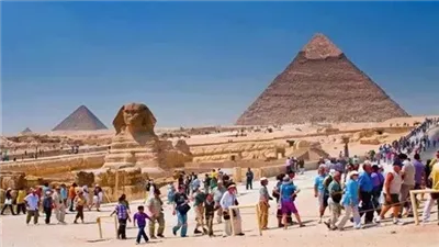 ارتفاع إيرادات السياحة إلى 10.2 مليار دولار خلال النصف الأول من 2025-2026