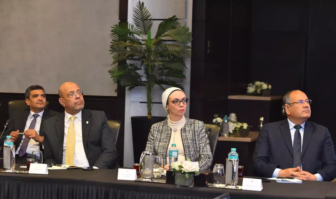 وزير الاستثمار يجتمع مع ممثلي الخارجية والزراعة